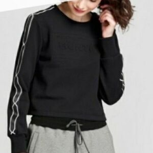 Hunter for Target Women's Cropped Sweatshirt Size M Black Embossed Logo Casual